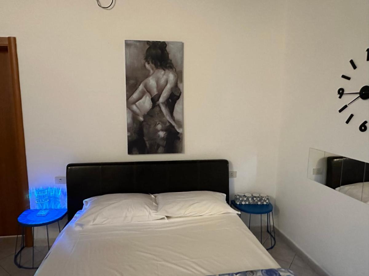 Appartement Aosta 3 à Parme Extérieur photo